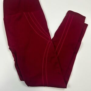 Fabletics High-Waisted Leggings – Size Medium